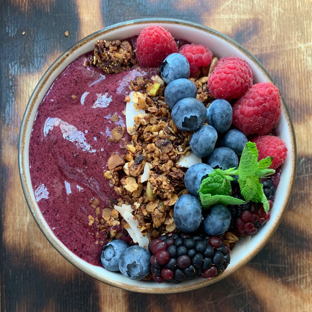🌿 The Ultimate Guide to Açaí: Benefits, Nutrition, and Where to Find It