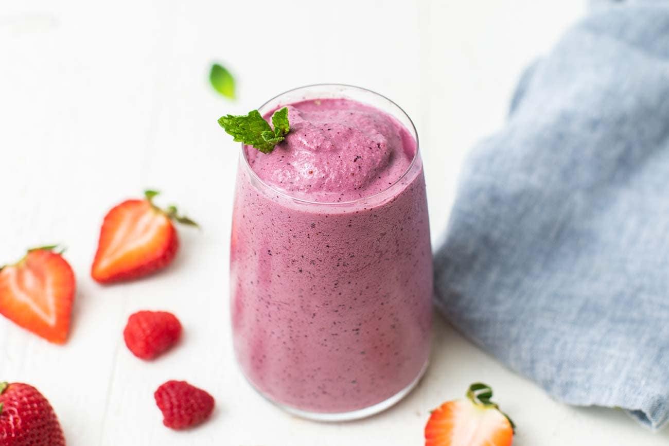 Quick & Easy Acai Smoothie Recipes - Smoof | Acai Singapore